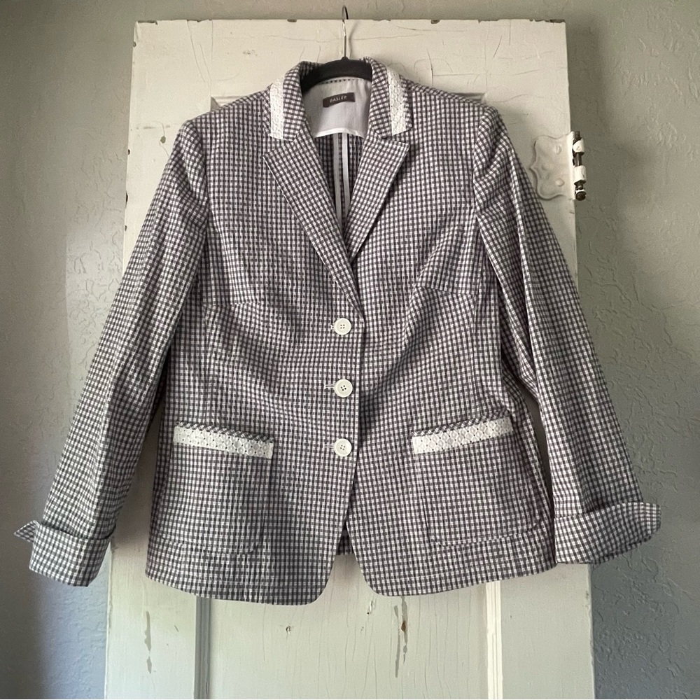 Basler Blazer - image 1